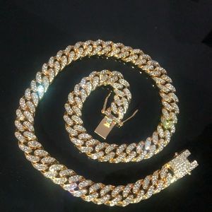 UNISEX Yellow gold Cubans link 10mm 20”